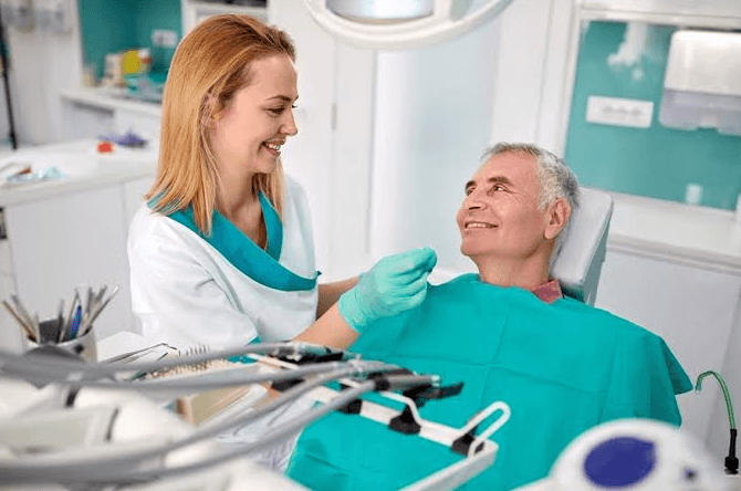 Why Black Triangles Between Teeth Need An Individualized Dental Evaluation